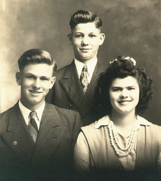 studio portrait of J. W., Henry M., and Dorothy L. Fiegenbaum about 1943 when they were all teenagers