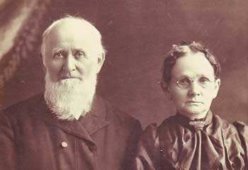 photographic portrait of Friedrich W. and Louisa (Otto) Fiegenbaum