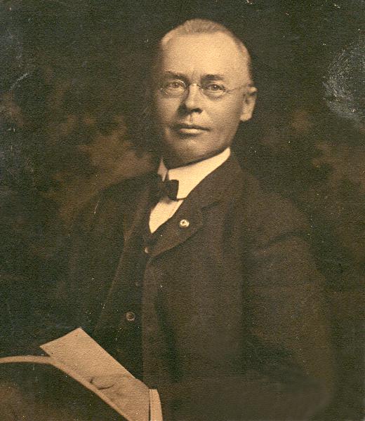 photographic portrait of Dr. Edward William Fiegenbaum